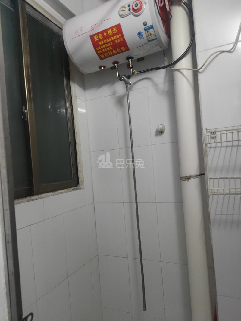 江夏村东五巷13号6148130卫生间图6