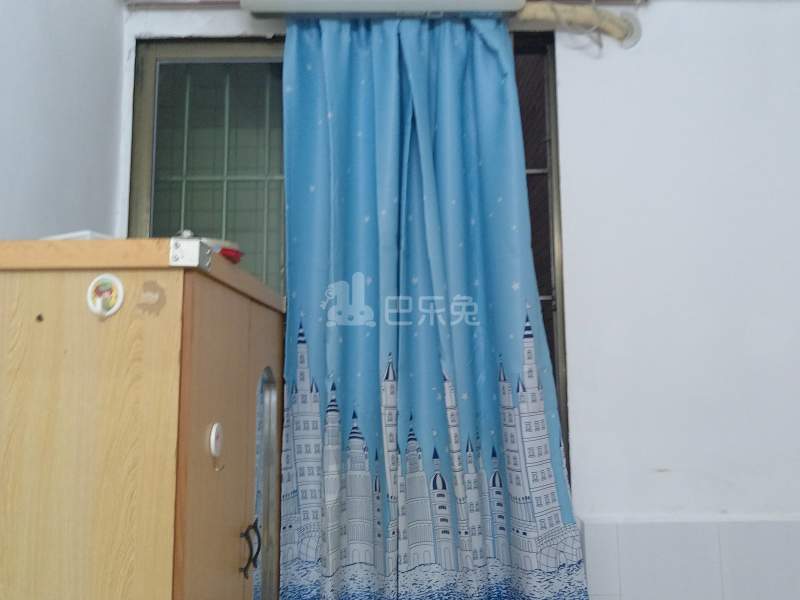 江夏村东五巷13号6148132卧室窗户图8