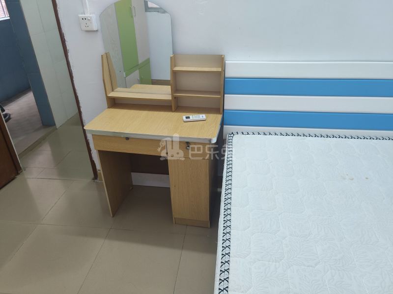 江夏村仁忠里17号6148194卧室图2