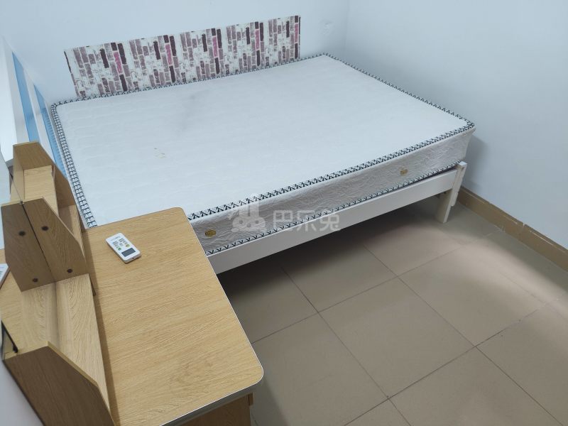 江夏村仁忠里17号6148194卧室图3