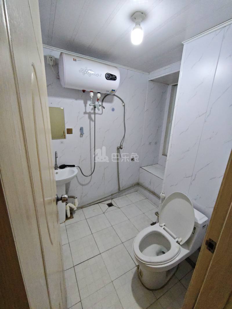 象屿都城怡园6153781卫生间图7