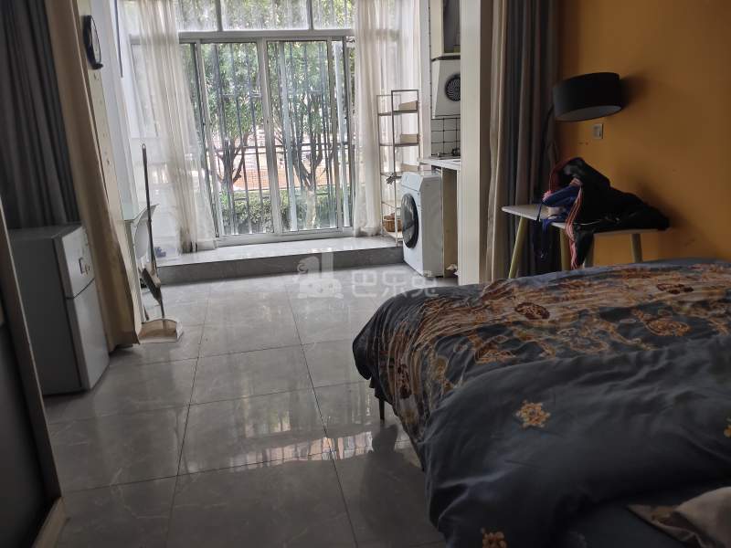 爱博三村6155056卧室图2