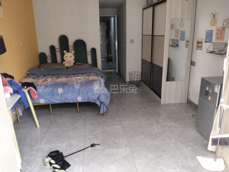 爱博三村6155056卧室图3