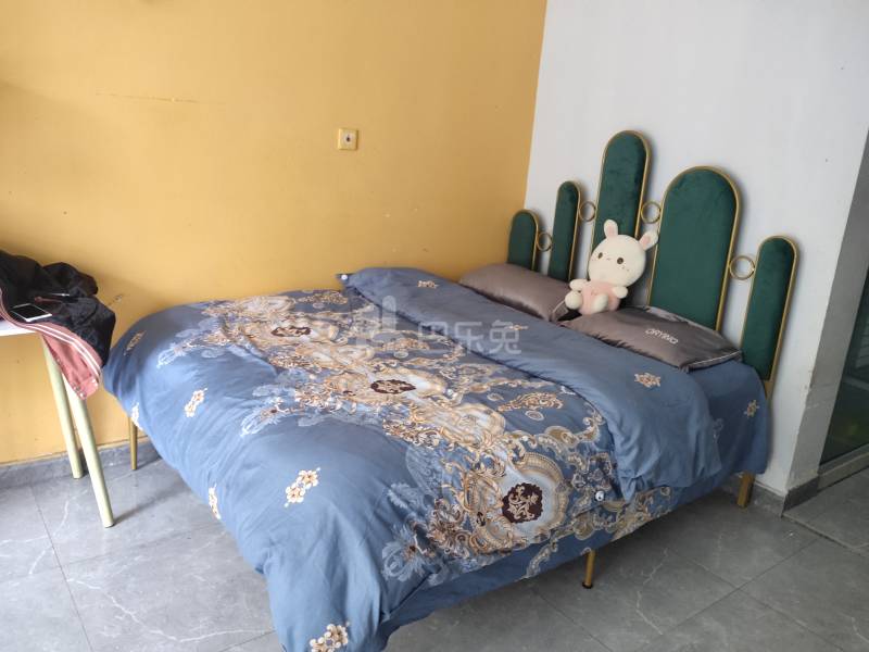 爱博三村6155056卧室图0