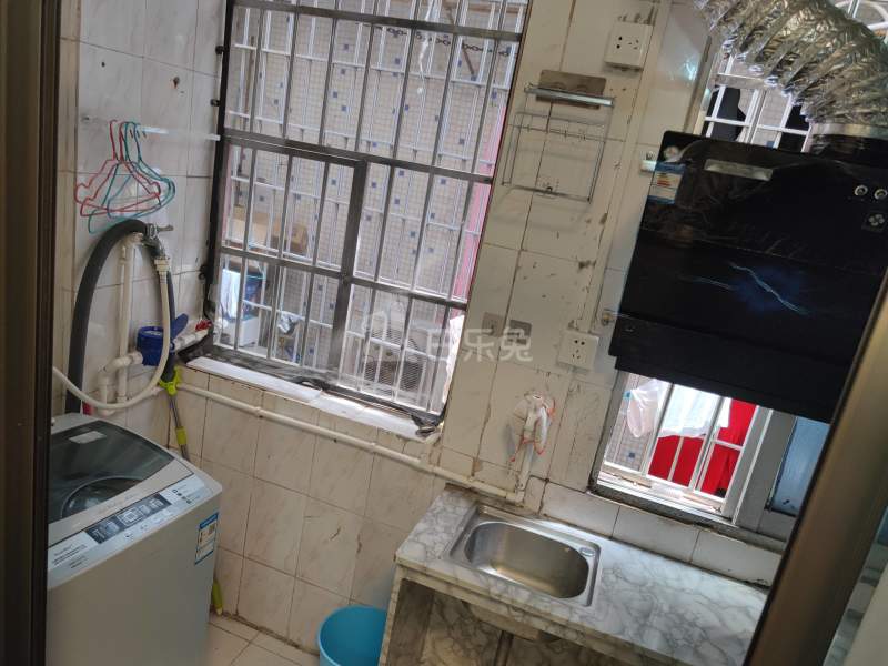 长湴东街三巷6号A栋6156897厨房图9