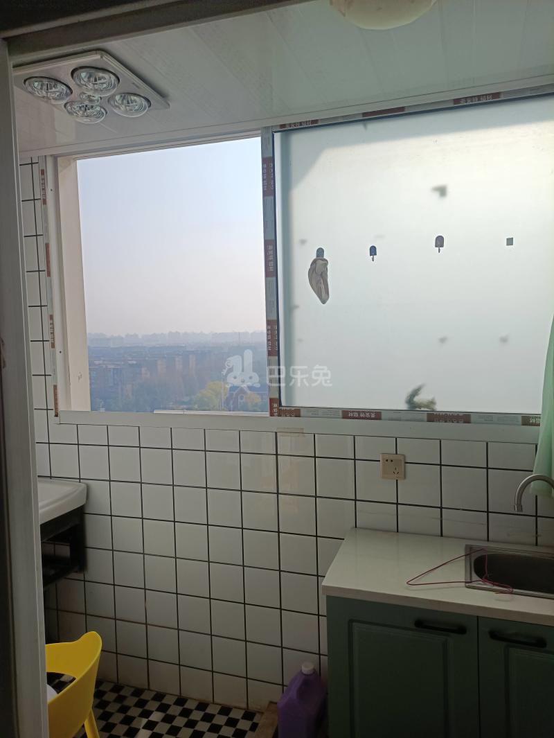 东方悦居6164123卧室窗户图10