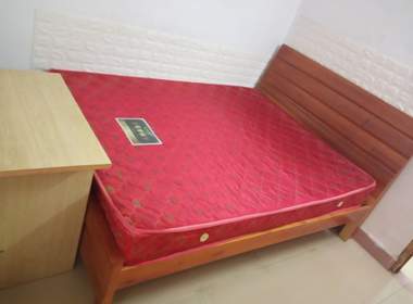 龙洞西街珠雅里二巷六号 1室1厅1卫