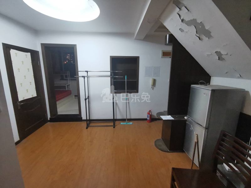 高境欣苑6187751客厅图4