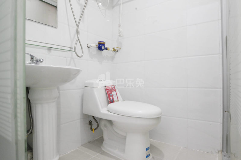 良友公寓618634卫生间图19