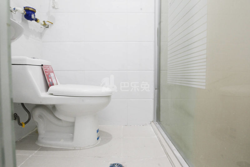 良友公寓618634卫生间图18