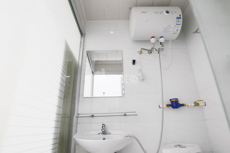 良友公寓618636卫生间图24