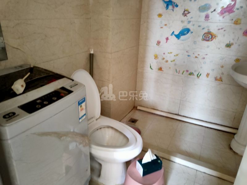 中城花园雅菊苑6189624卫生间图4