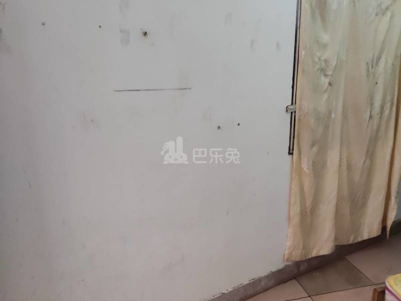 江夏村大塘大街30号6198676卧室图6