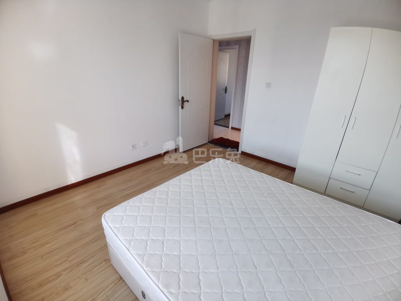 美罗家园保申苑6209695卧室图5