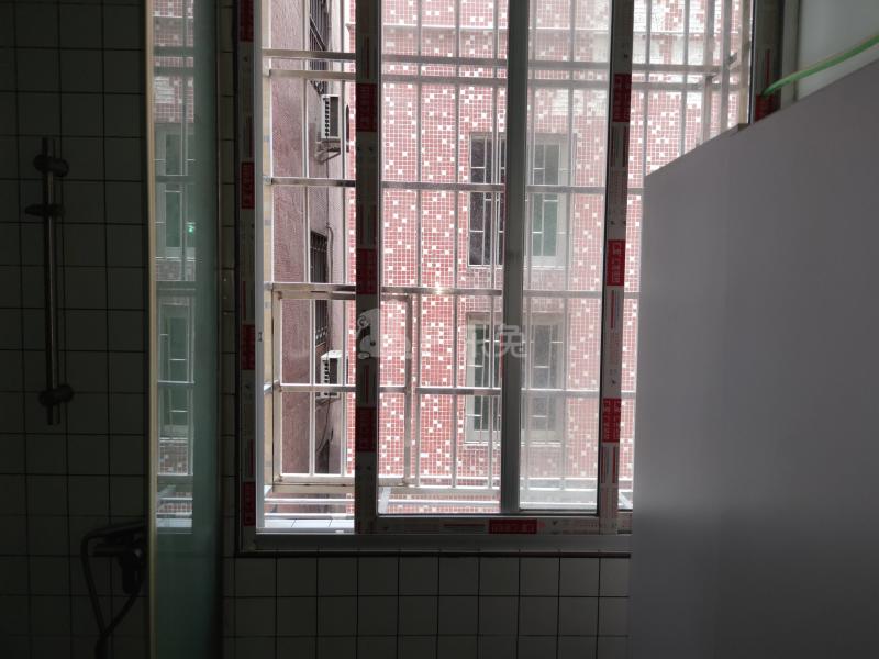 大石祥和二路十巷1号6210034卧室窗户图9