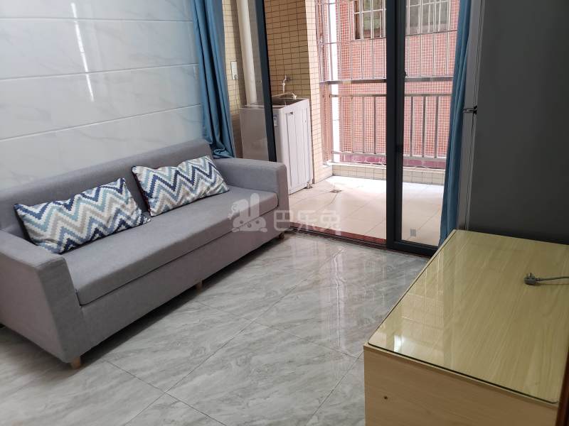 江夏村东一街十巷6号6216081客厅图4