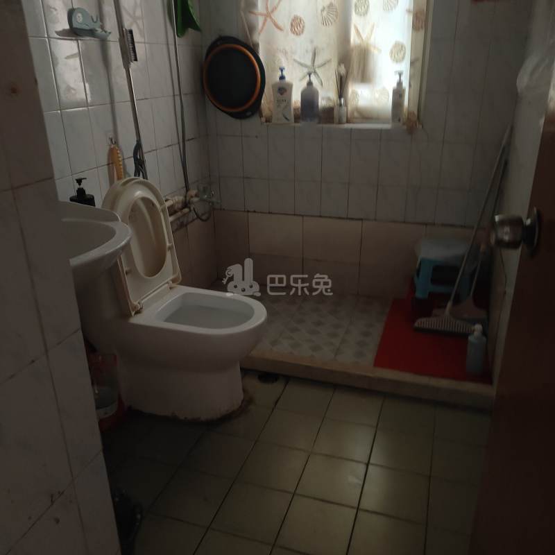 甜爱大楼6217349卫生间图17