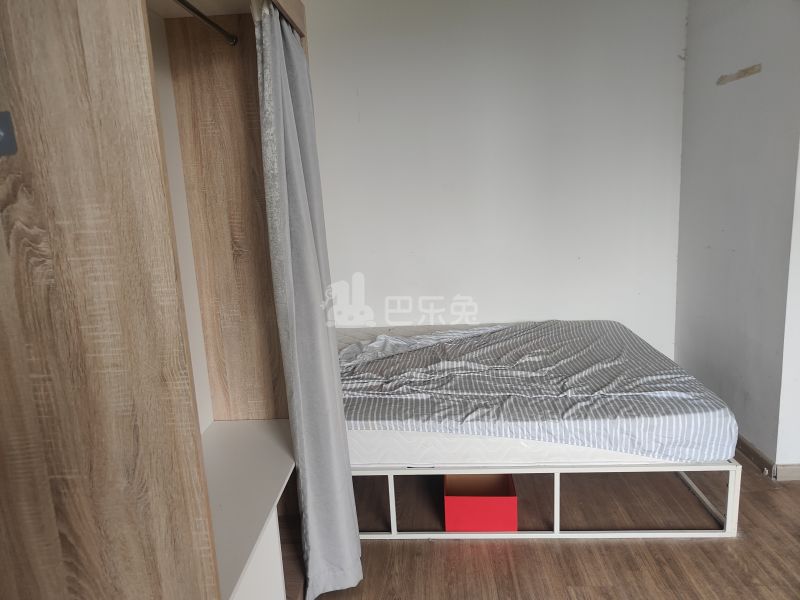 白银时代尚苑二期6218017卧室图3