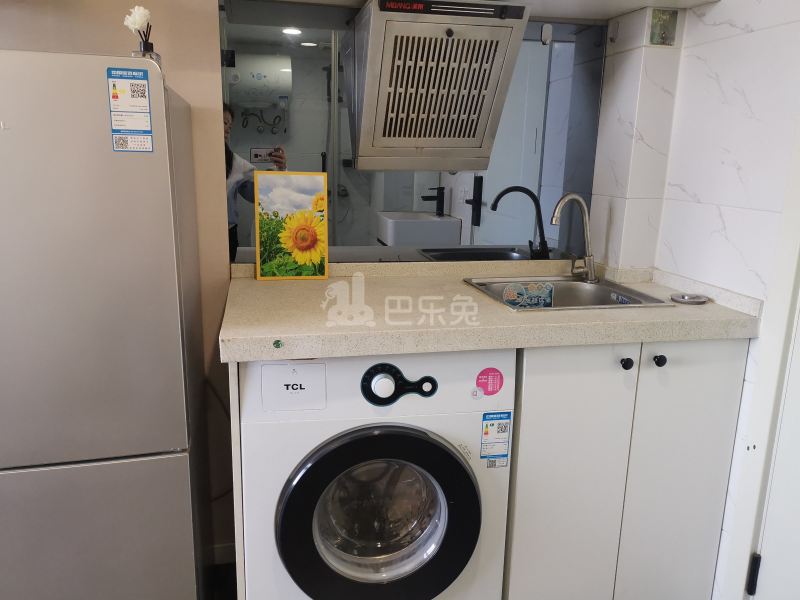 鹤立西路1-9幢6222800厨房图0