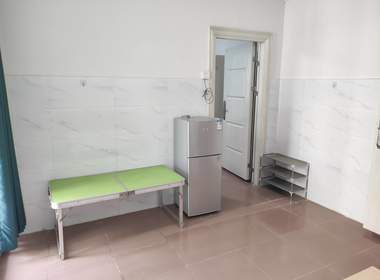 江夏村西头塘北五巷9号 