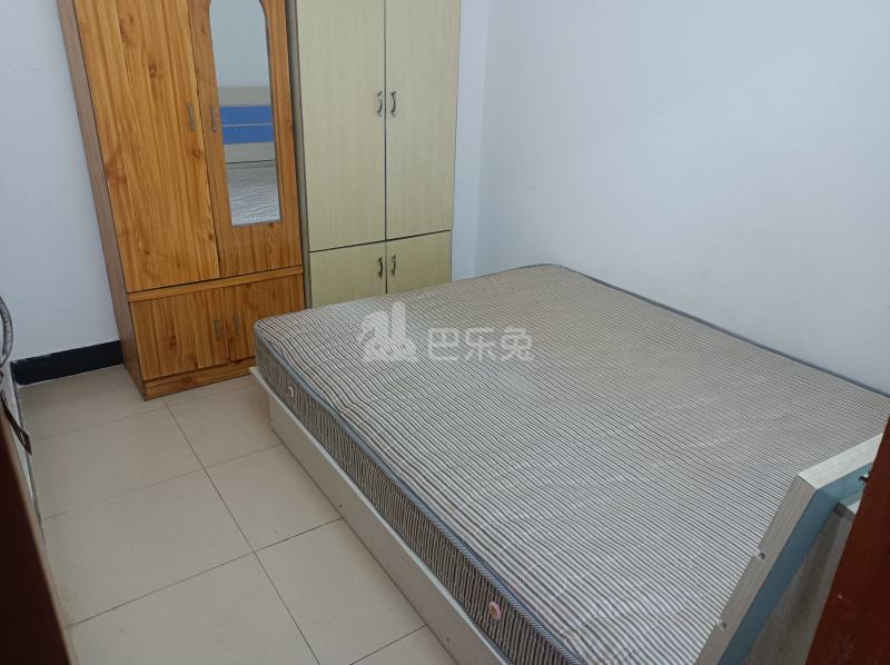 员村二横路程介西东门大街13号B栋6228803卧室图3