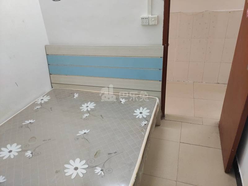 员村二横路程介西东门大街13号B栋6228819卧室图1