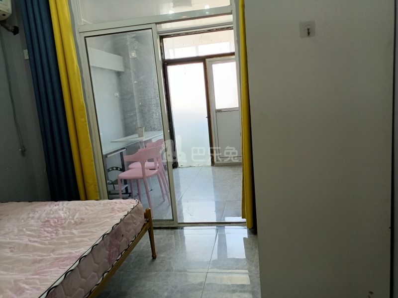 金桥新城622828卧室图6