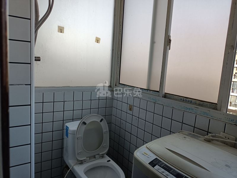 金桥新城622828卫生间图15