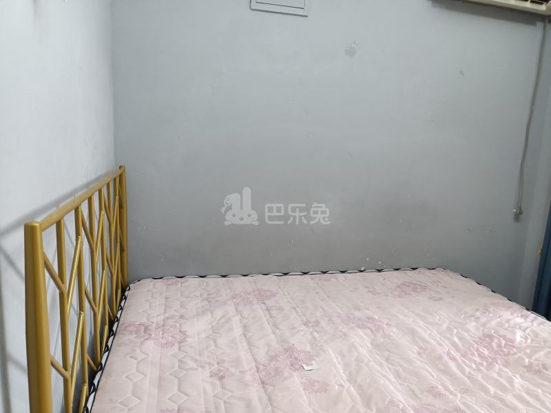 金桥新城622828卧室图8