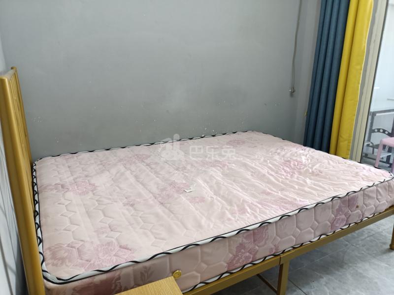 金桥新城622828卧室图5