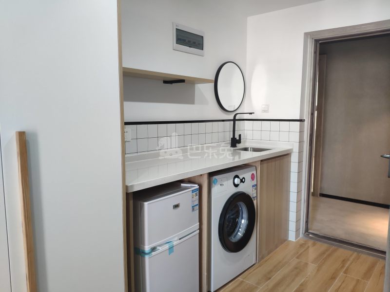 初九公寓（小河路店）6239059卧室图1