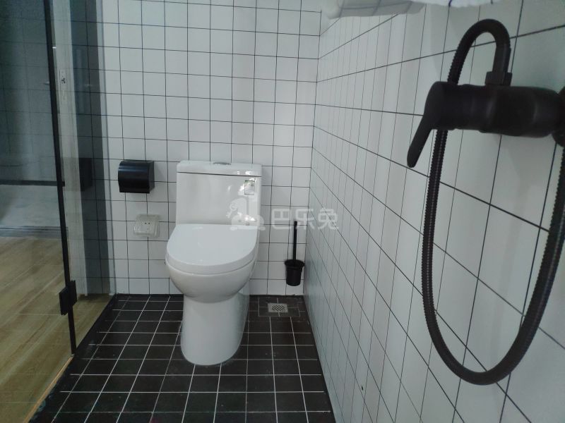 初九公寓（小河路店）6239059卫生间图5