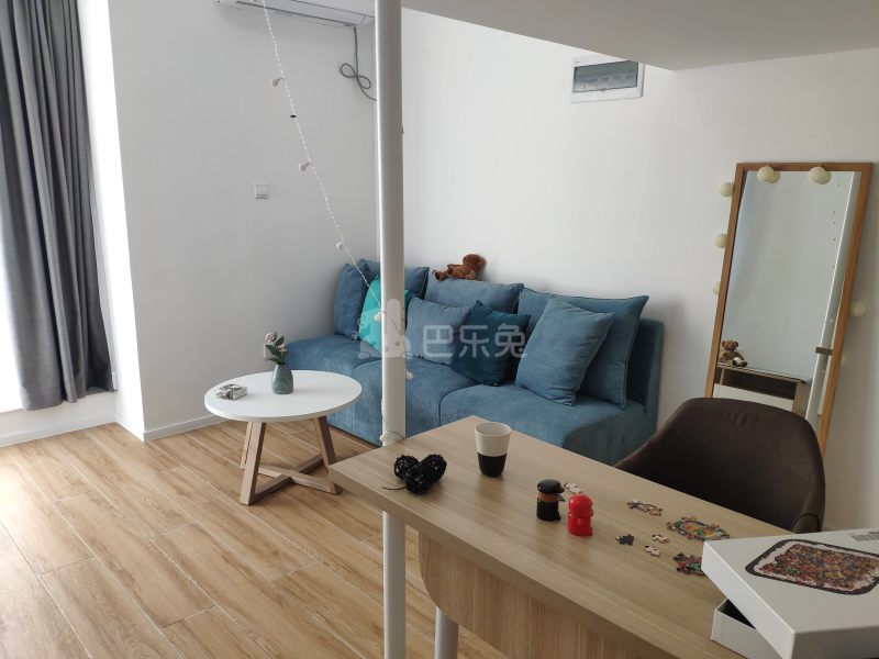 初九公寓（小河路店）6240292客厅图2