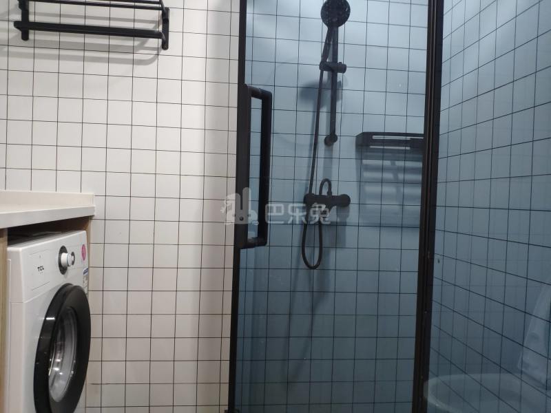 初九公寓（小河路店）6240292卫生间图5