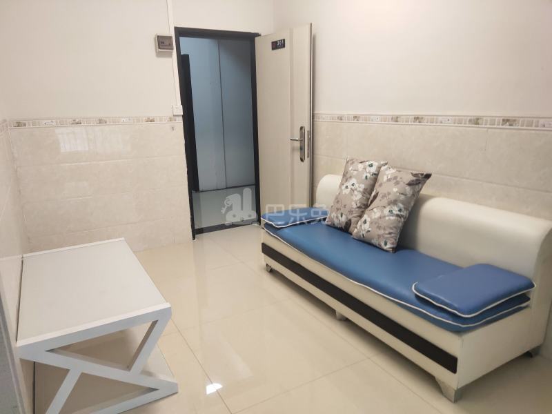 江夏村四约3-3号6248018客厅图4