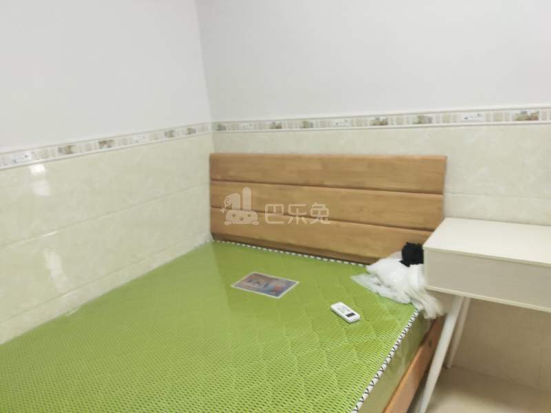 江夏村四约3-3号6248018卧室图1