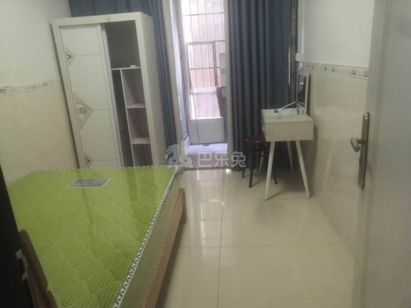 江夏村四约3-3号6248035卧室图0