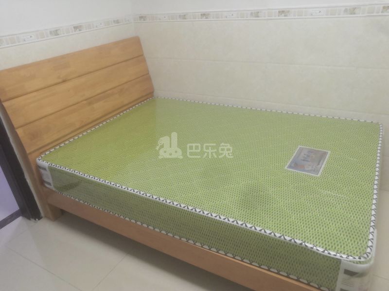 江夏村四约3-3号6248035卧室图3