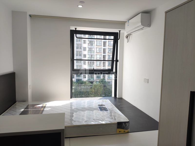 初九公寓（小河路店）6248997卧室图0