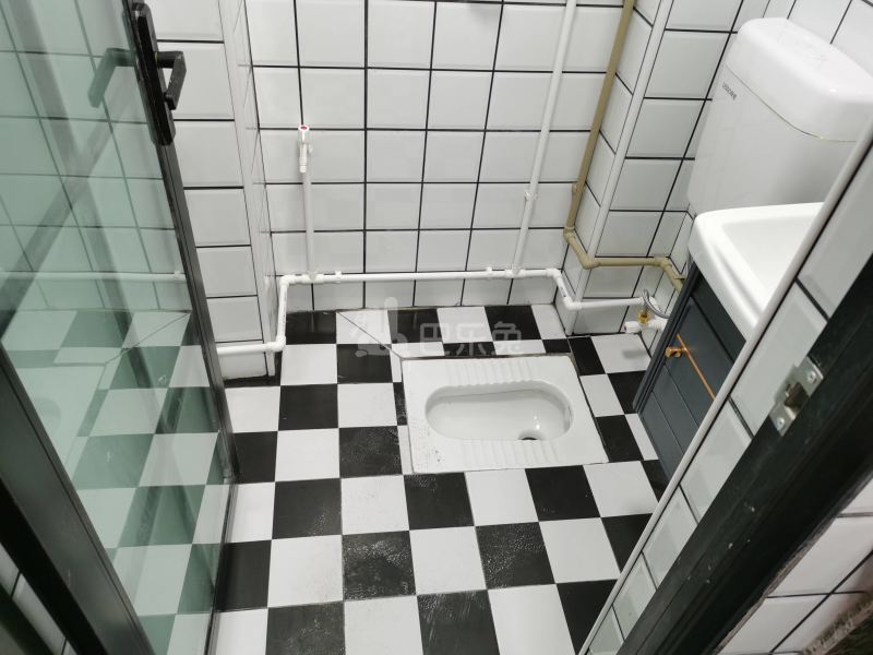 上社兰溪大街5号6249717卫生间图5