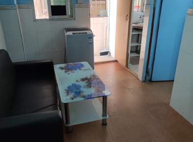 江夏村塘东大街14号 