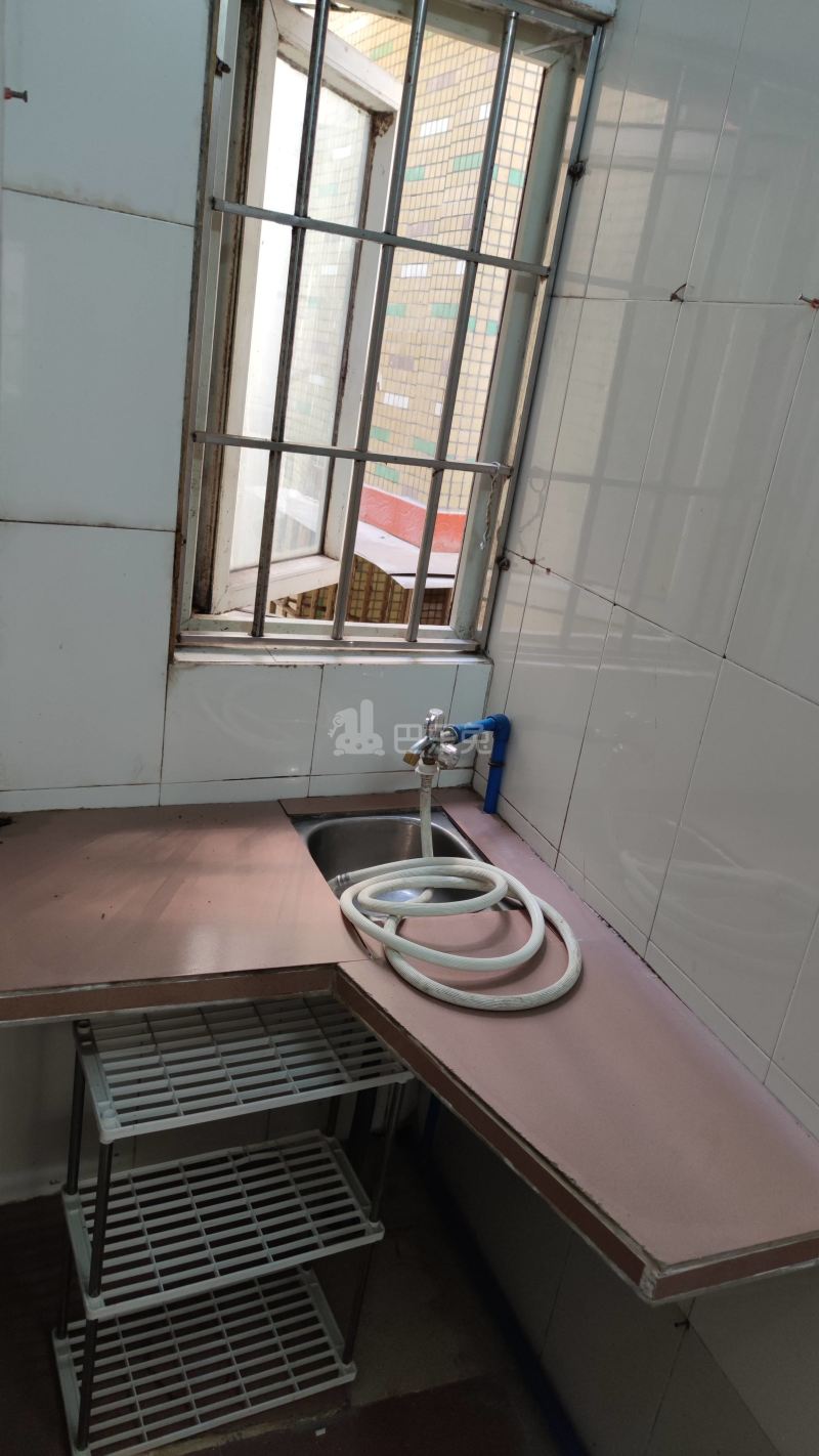 江夏村塘东大街14号6253148厨房图6