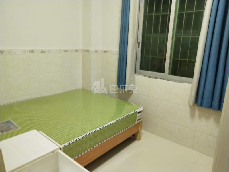 江夏村四约3-3号6253723卧室图0