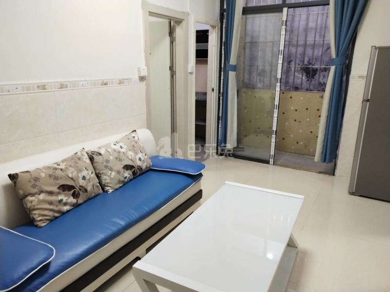 江夏村四约3-3号6253723客厅图9