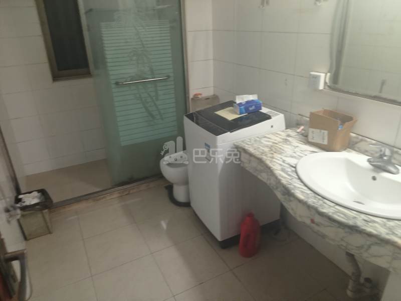 馨华苑6257667卫生间图8