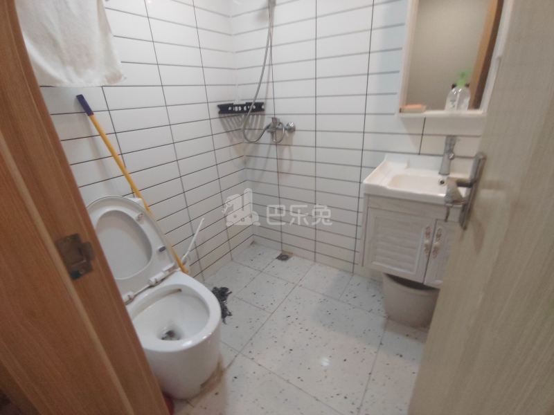 国和一村6257753卫生间图5