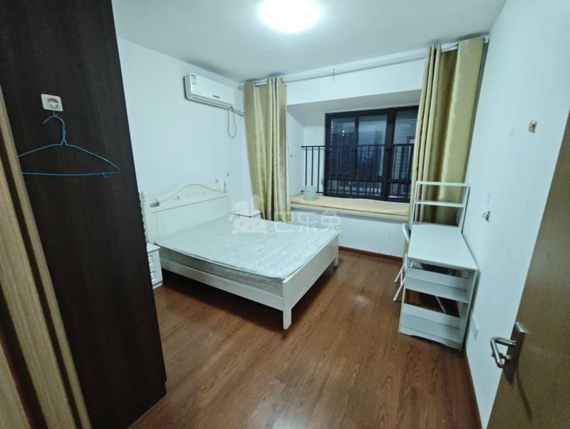 滨江裕花园6258454卧室图0