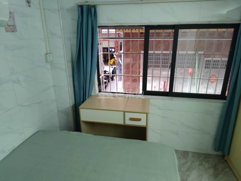 江夏村东一街十巷6号6258661卧室图1