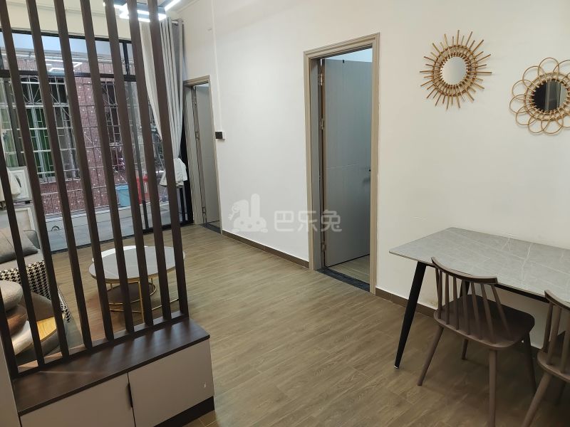 下元岗西街七巷8号6259634客厅图4