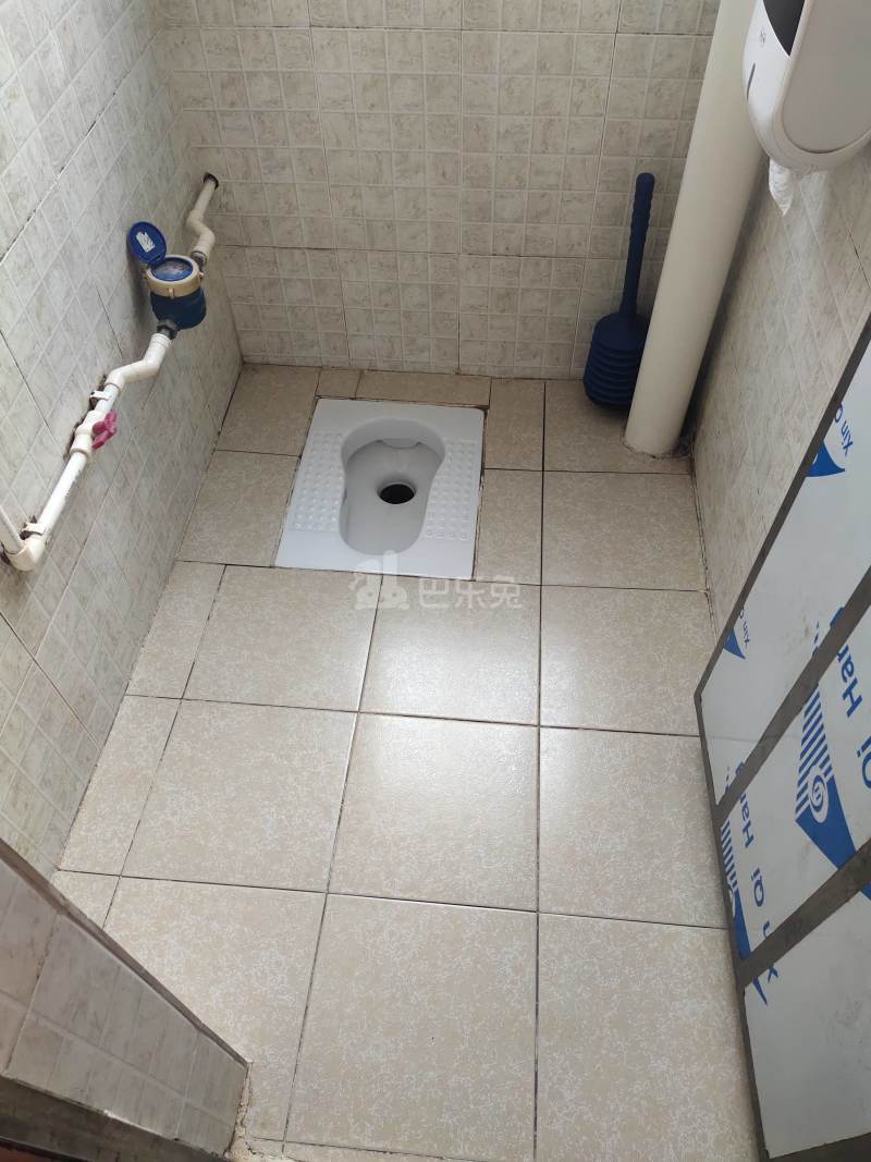 吉山西新村上街六巷2号6278835卫生间图6